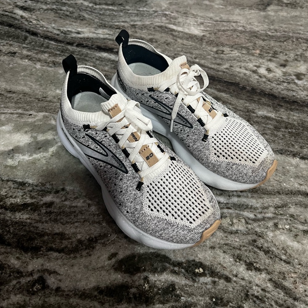 Brooks StealthFit 20 shoes